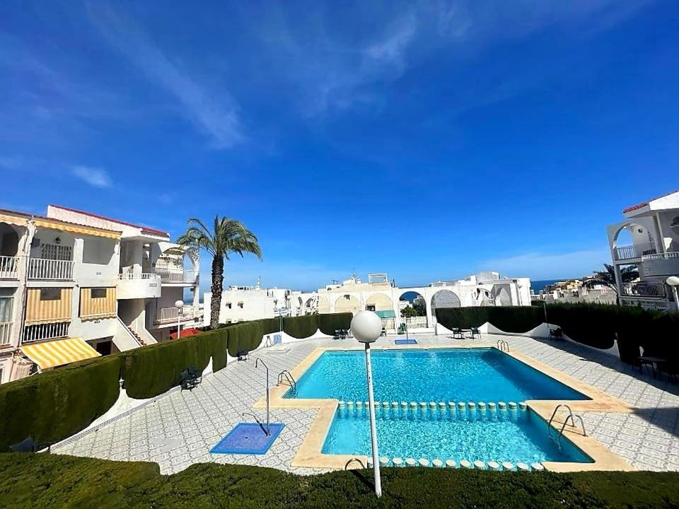 Apartament Leilighet Torrevieja Eksteriør bilde
